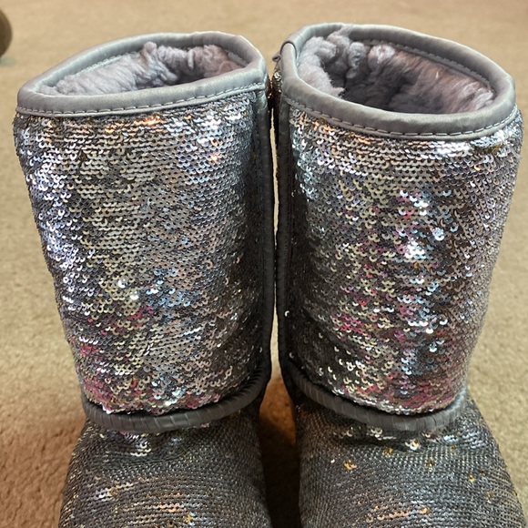 Final Price!! Sequin  UGG Boots | UGGs | Sequin UGG Boots | - Picture 3 of 9